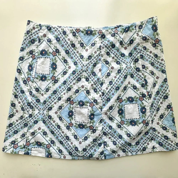 Tularosa Vanessa Mini Floral Skirt size Medium - Picture 5 of 8